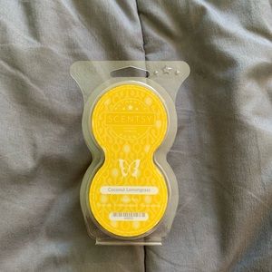 Coconut lemongrass scentsy pods